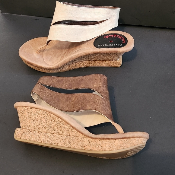 MODZORI REVERSIBLE BRIA Elegant Women's Tan and Cream Sandals - Picture 6 of 15